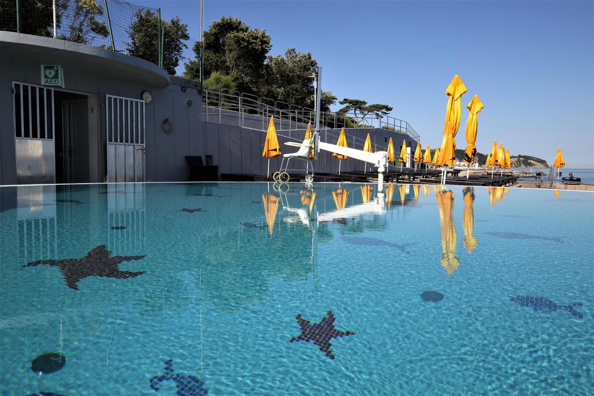 Floramare Health Resort อิซอลา ภายนอก รูปภาพ